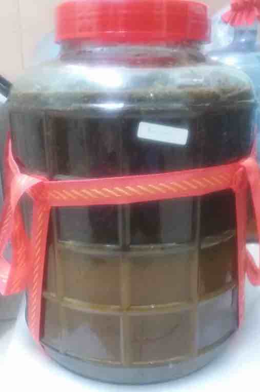 All hive mead in Eddie's carboy