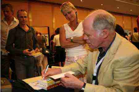 Bernard Preston signing books at a congress in Vilamoura. Bernard Preston signing books at a congress in Vilamoura.