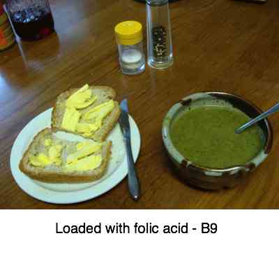 Broccoli soup own garden Bread & butter Broccoli soup own garden Bread & butter