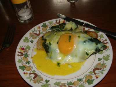 Hollandaise sauce on eggs benedict Hollandaise sauce on eggs benedict