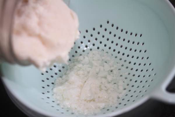 Kefir to make sour cream