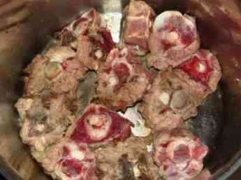 Mutton neck from lamb. Mutton neck from lamb.