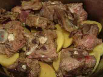 Potatoes are often enjoyed with mutton. Potatoes are often enjoyed with mutton.