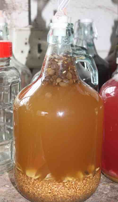 Wheat beer made with honey.