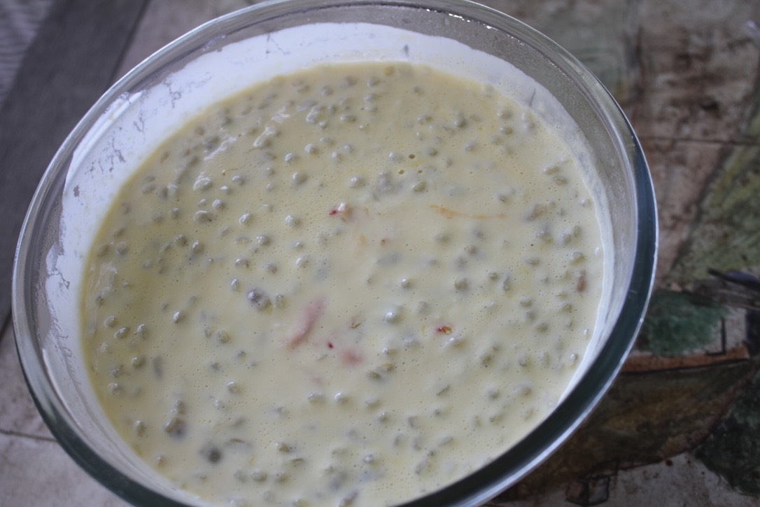 Cream and lemon zest for possets