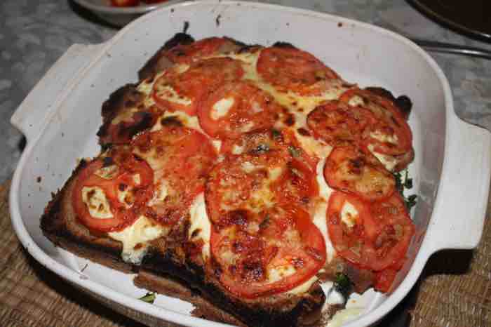 Spinach lasagna on wholemeal bread Spinach lasagna on wholemeal bread